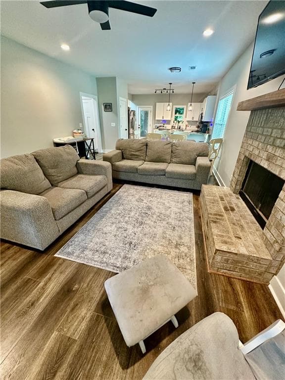 4 bedroom, 3 bathroom, 1,960 sq ft single family residence for sale at 815 Poplar Street, Monticello, GA 31064 — photo 6