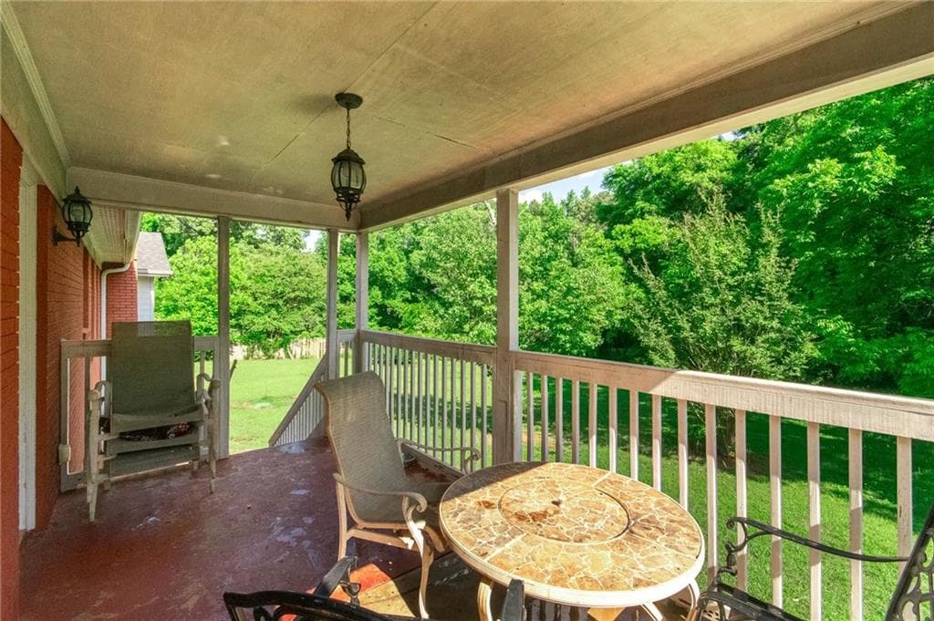 5 bedroom, 3 bathroom, 3,932 sq ft single family residence for sale at 6980 Rivertown Road, Fairburn, GA 30213 — photo 4