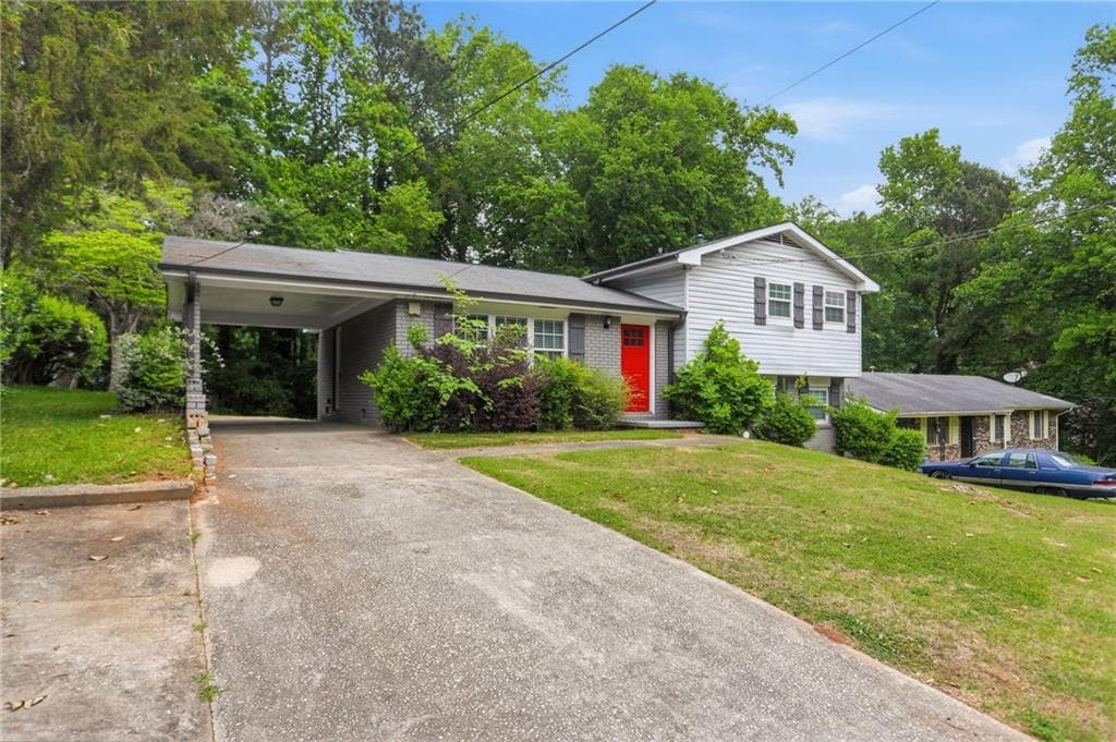 3 bedroom, 3 bathroom, 1,670 sq ft single family residence for sale at 2590 Mcglynn Drive, Decatur, GA 30034 — photo 1 of 29