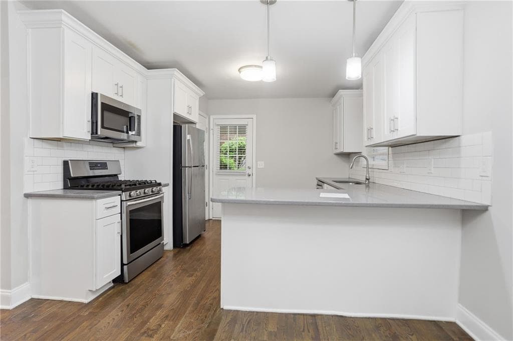 3 bedroom, 3 bathroom, 1,670 sq ft single family residence for sale at 2590 Mcglynn Drive, Decatur, GA 30034 — photo 9