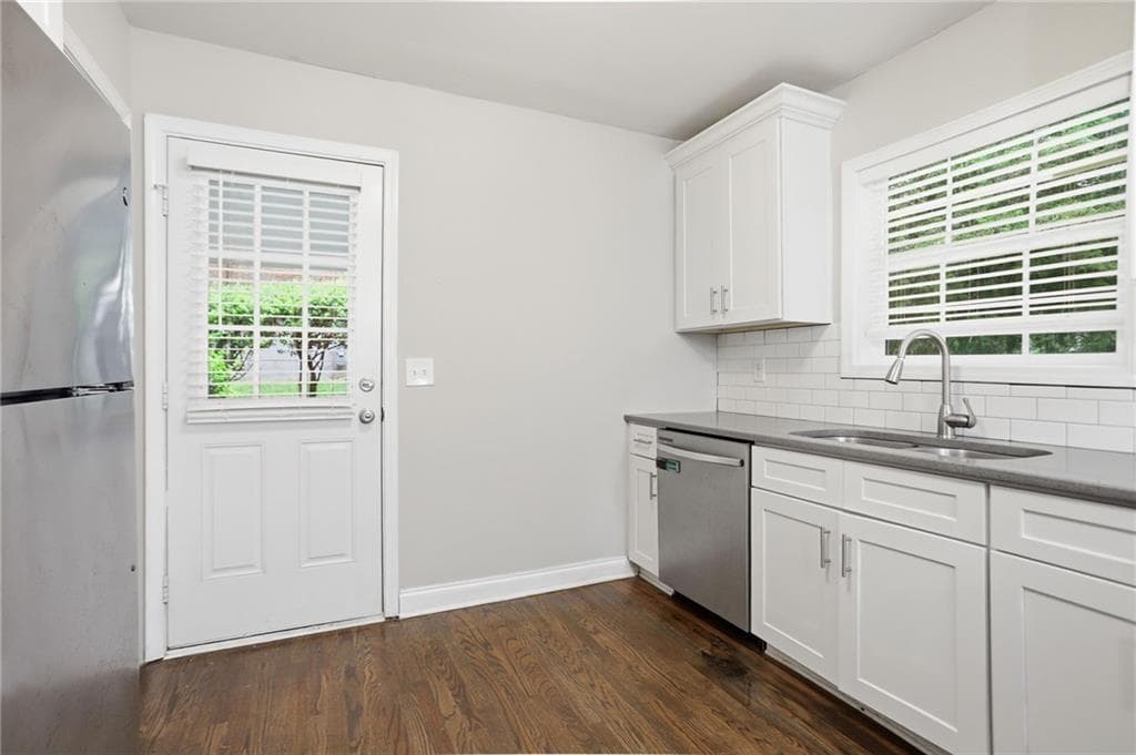 3 bedroom, 3 bathroom, 1,670 sq ft single family residence for sale at 2590 Mcglynn Drive, Decatur, GA 30034 — photo 10