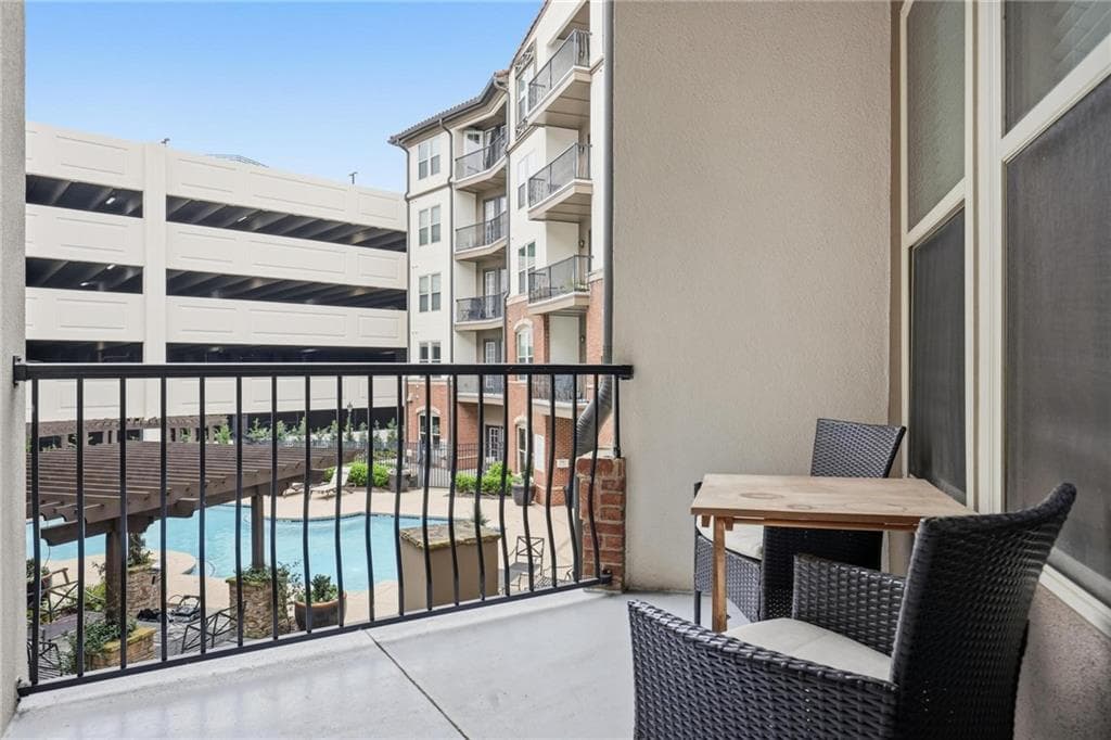2 bedroom, 2 bathroom, 1,109 sq ft condominium for sale at 901 Abernathy Road 3080, Atlanta, GA 30328 — photo 6