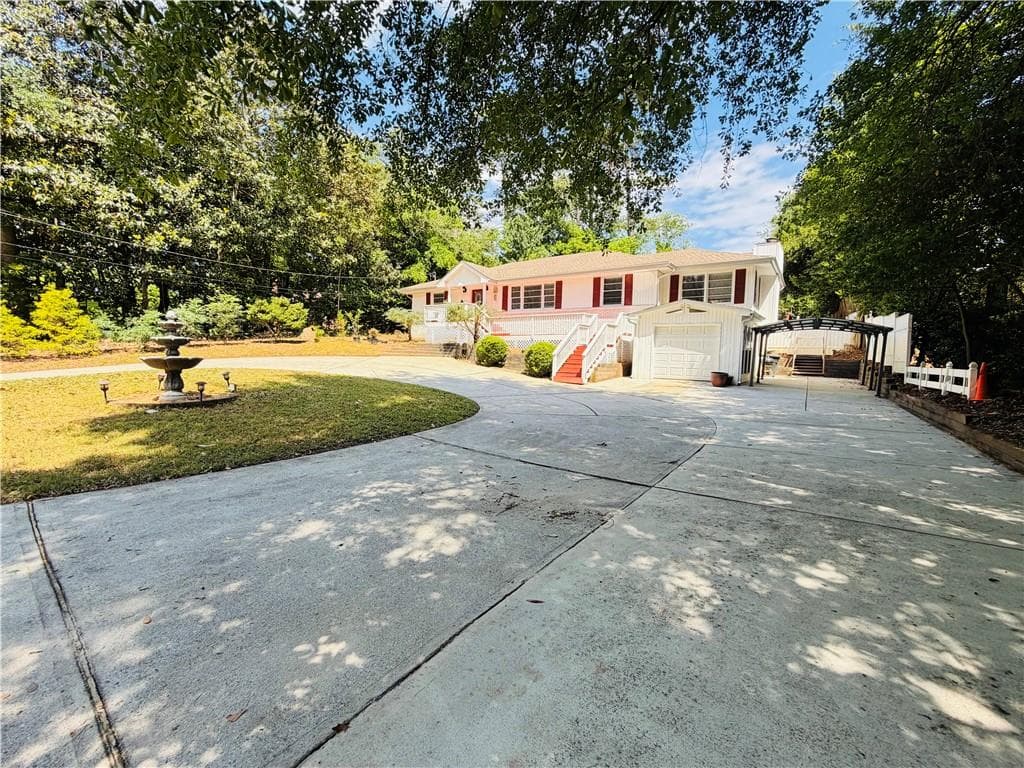 3 bedroom, 3 bathroom, 1,953 sq ft single family residence for rent at 164 Osner Drive, Atlanta, GA 30342 for $3,700 a month — photo 3