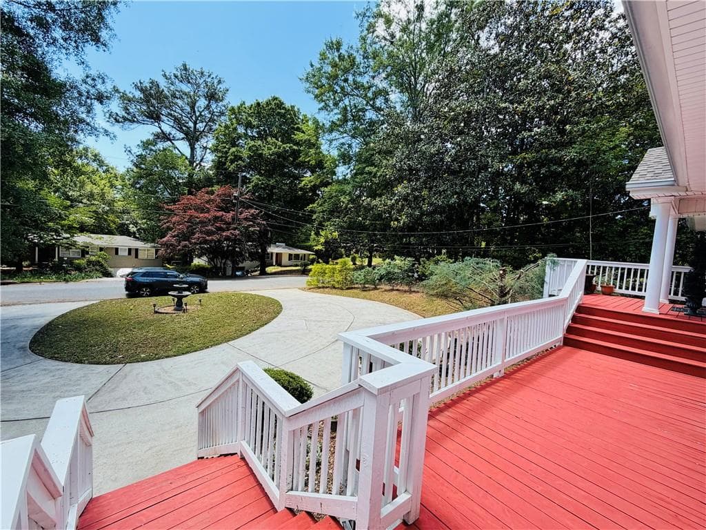 3 bedroom, 3 bathroom, 1,953 sq ft single family residence for rent at 164 Osner Drive, Atlanta, GA 30342 for $3,700 a month — photo 5
