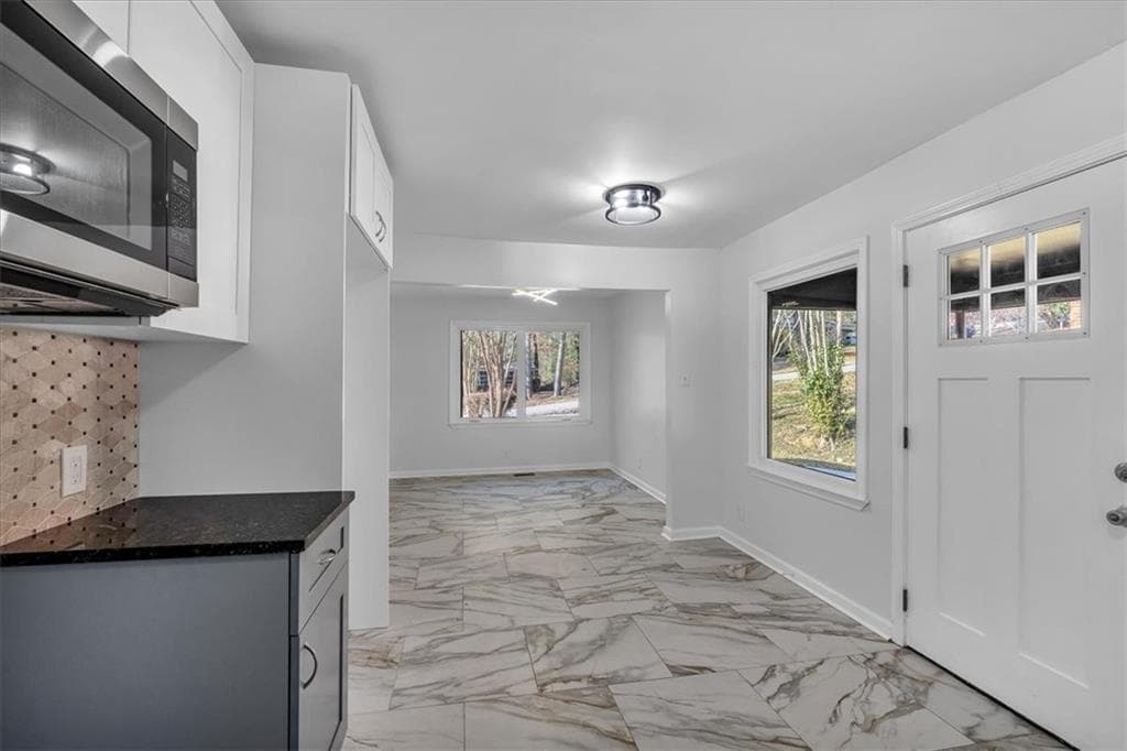 4 bedroom, 3 bathroom, 1,627 sq ft single family residence for rent at 2142 Cloverdale Drive, Atlanta, GA 30316 for $3,400 a month — photo 3