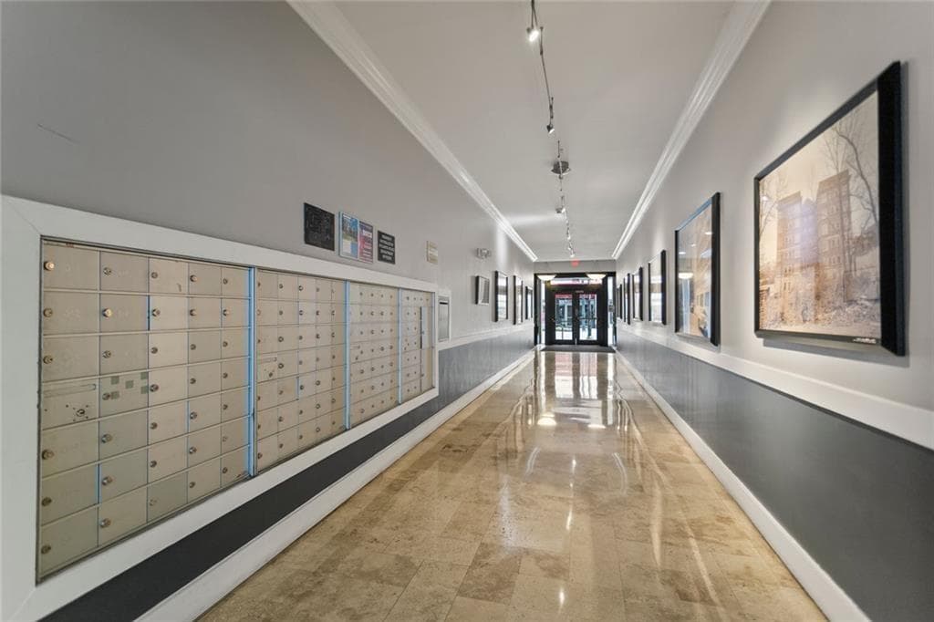 1 bedroom, 1 bathroom, 852 sq ft condominium for sale at 800 Peachtree Street 8514, Atlanta, GA 30308 — photo 4