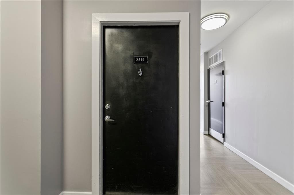 1 bedroom, 1 bathroom, 852 sq ft condominium for sale at 800 Peachtree Street 8514, Atlanta, GA 30308 — photo 5