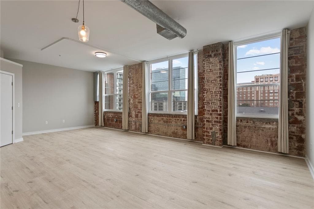 1 bedroom, 1 bathroom, 852 sq ft condominium for sale at 800 Peachtree Street 8514, Atlanta, GA 30308 — photo 8