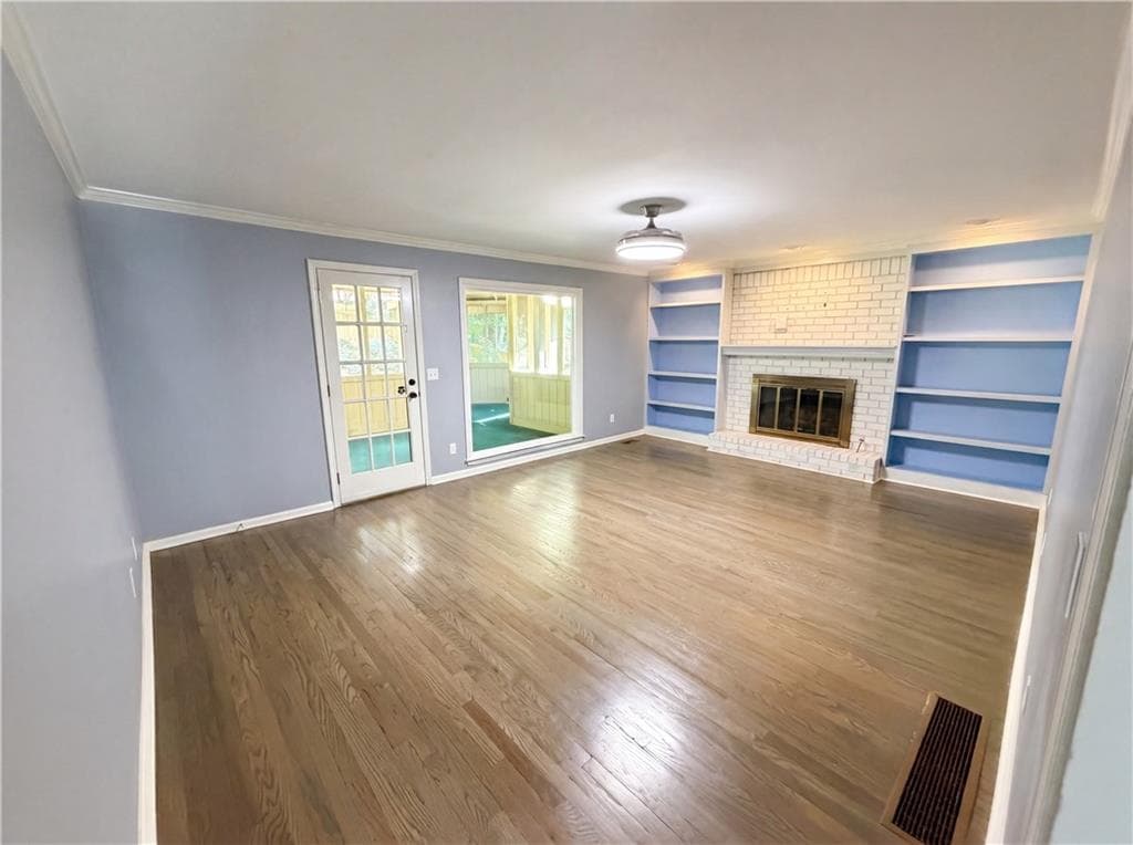 4 bedroom, 3 bathroom, 3,358 sq ft single family residence for sale at 1876 Geyser Trace, Lawrenceville, GA 30044 — photo 3