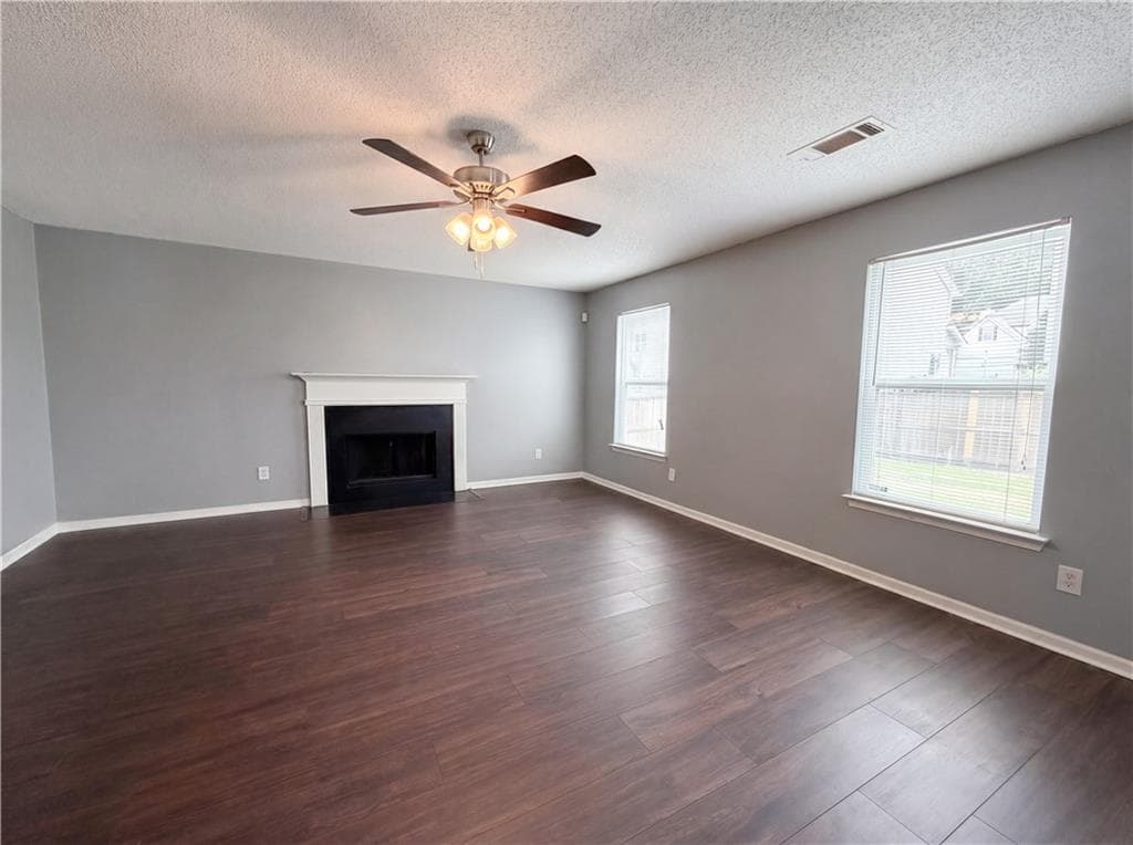 4 bedroom, 2 bathroom, 2,142 sq ft single family residence under contract at 4178 Winston Circle, Atlanta, GA 30349 — photo 7