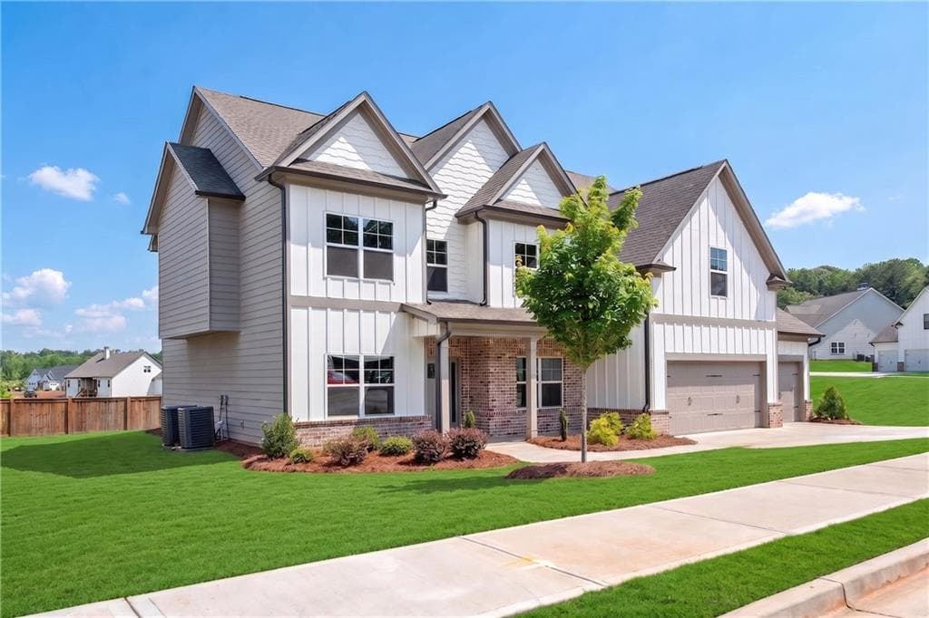 5 bedroom, 4 bathroom, 3,420 sq ft single family residence for sale at 146 Cherokee Rose Lane, Hoschton, GA 30548 — photo 2