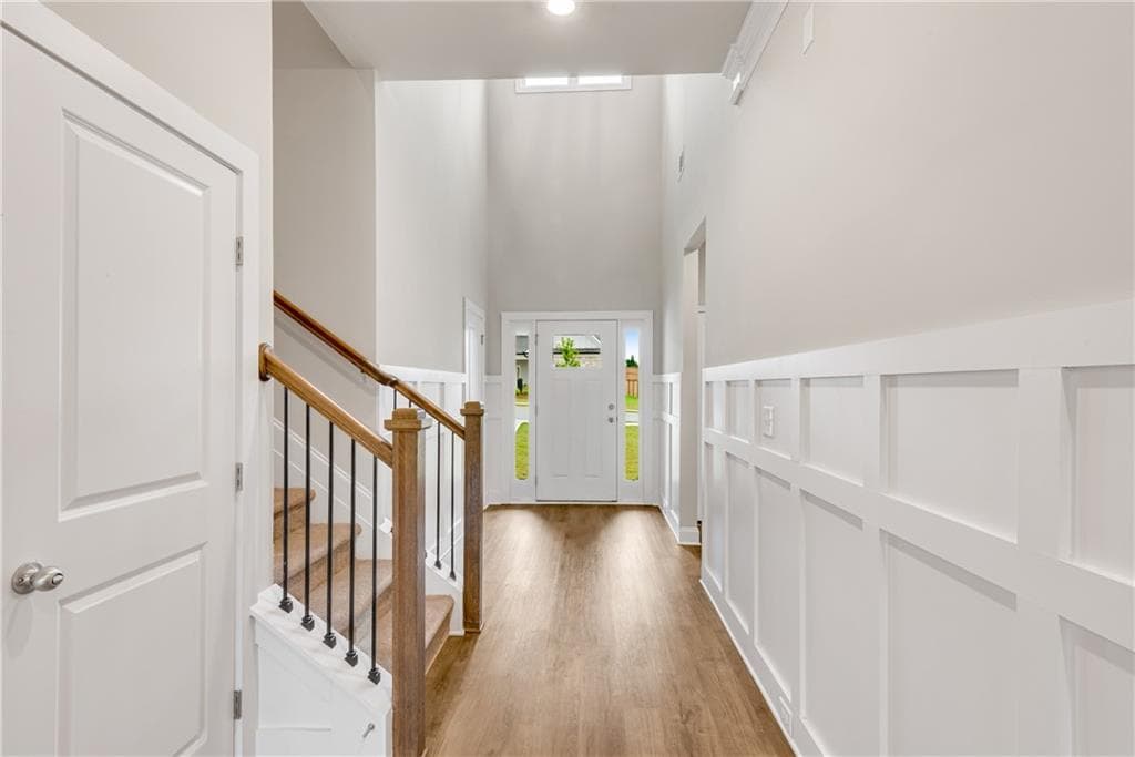 4 bedroom, 3 bathroom, 2,686 sq ft single family residence for sale at 120 Cherokee Rose Lane, Hoschton, GA 30548 — photo 5