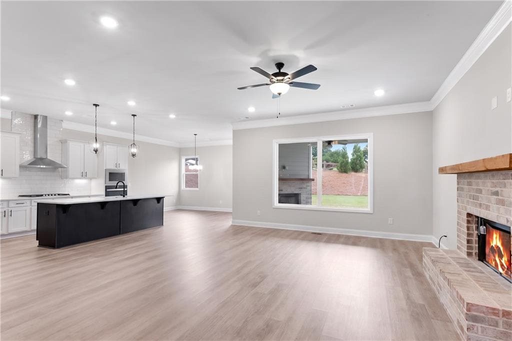 4 bedroom, 3 bathroom, 2,686 sq ft single family residence for sale at 111 Cherokee Rose Lane, Hoschton, GA 30548 — photo 6