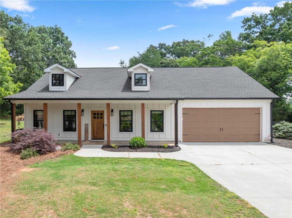 4016 Belvedere Drive, Gainesville, GA 30506 — most recent listing photo