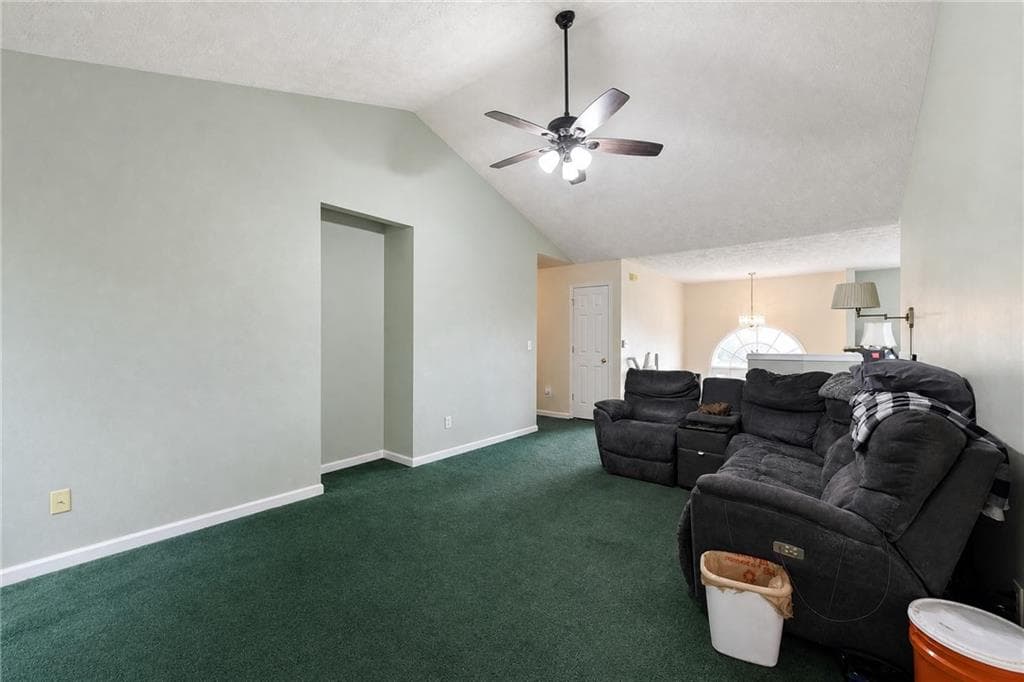 4 bedroom, 3 bathroom, 2,242 sq ft single family residence under contract at 912 Kendall Park Drive, Winder, GA 30680 — photo 8