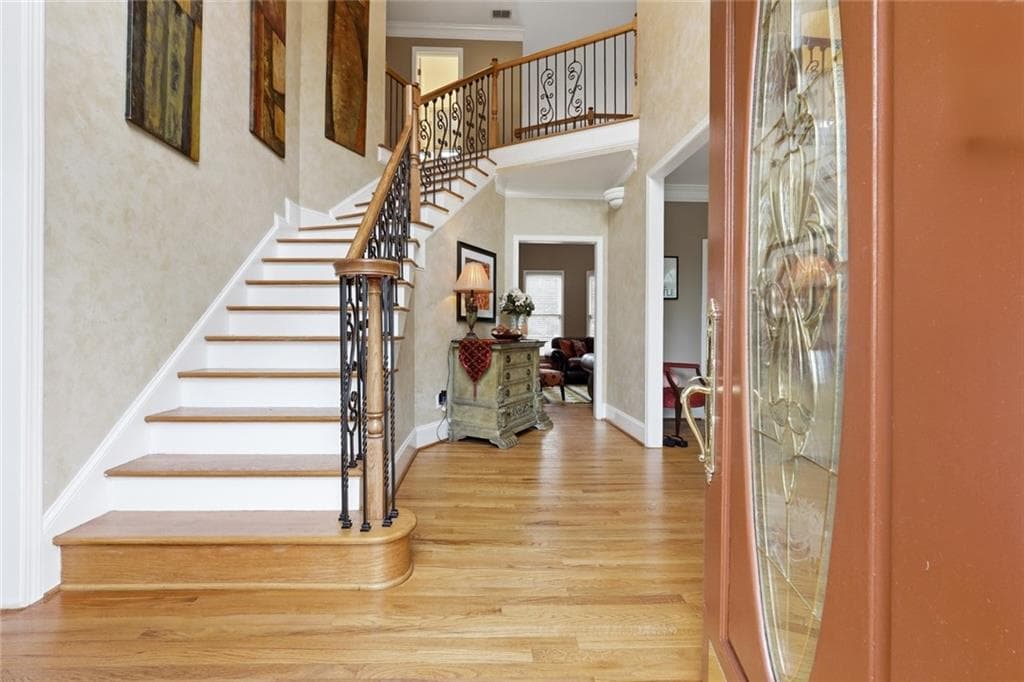 6 bedroom, 6 bathroom, 4,163 sq ft single family residence for sale at 4907 Bowerie Court, Powder Springs, GA 30127 — photo 4