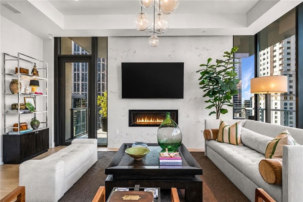 3 bedroom, 3 bathroom, 2,071 sq ft condominium for sale at 40 12th Street 1603, Atlanta, GA 30309 — photo 6