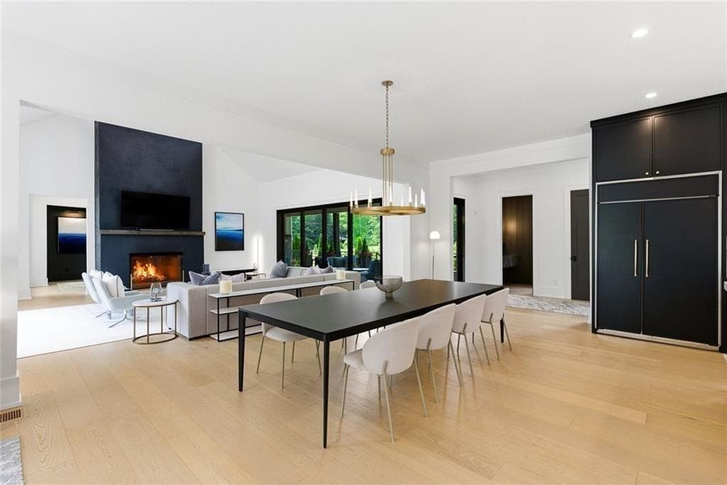 4 bedroom, 5 bathroom, 5,043 sq ft single family residence for sale at 11860 Chaffin Road, Roswell, GA 30075 — photo 9
