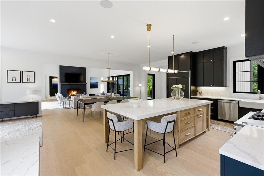 4 bedroom, 5 bathroom, 5,043 sq ft single family residence for sale at 11860 Chaffin Road, Roswell, GA 30075 — photo 10
