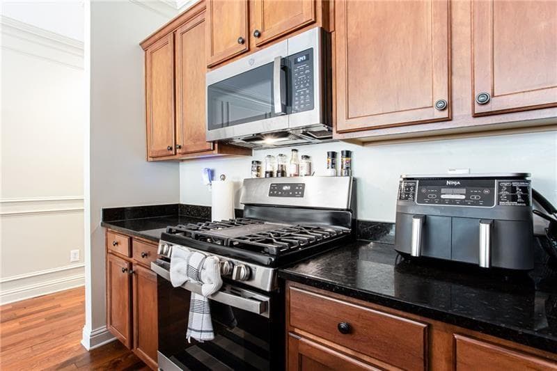 2 bedroom, 3 bathroom, 1,879 sq ft townhouse for sale at 3620 Wind River Court, Tucker, GA 30084 — photo 9