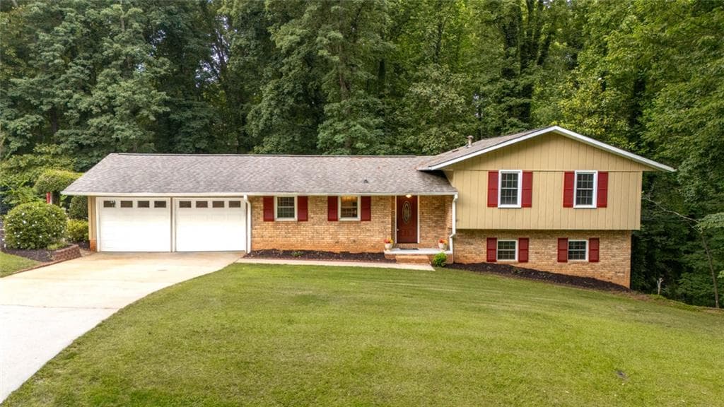 3135 Granada Way, Gainesville, GA 30506 — most recent listing photo