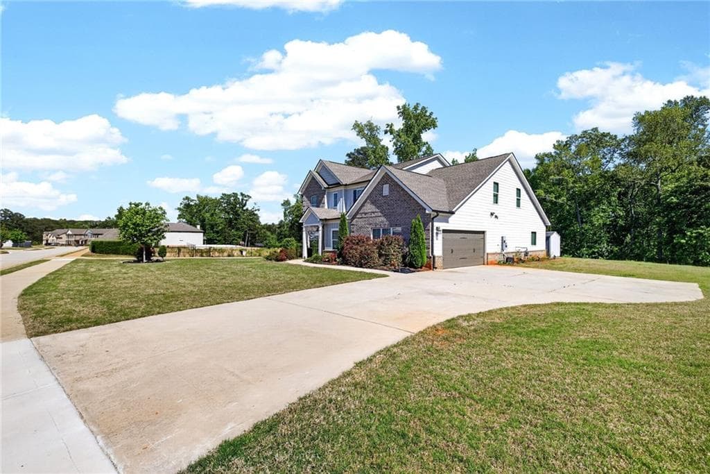4 bedroom, 4 bathroom, 3,984 sq ft single family residence for sale at 220 Seth Terrace, Mcdonough, GA 30252 — photo 2