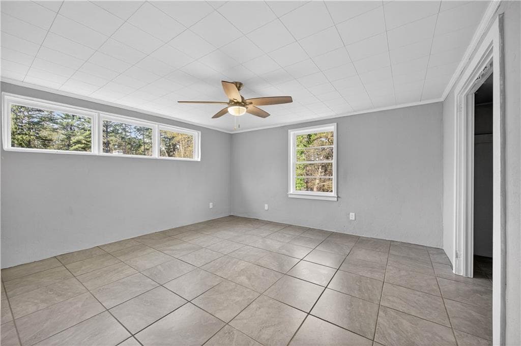 3 bedroom, 2 bathroom single family residence for rent at 3460 Maynard Circle, Gainesville, GA 30506 for $2,000 a month — photo 6
