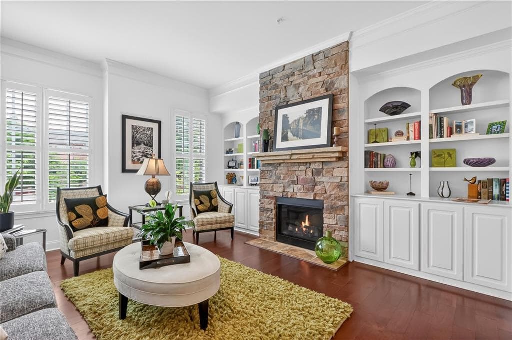 3 bedroom, 4 bathroom, 2,648 sq ft townhouse for sale at 455 Rose Garden Lane, Alpharetta, GA 30009 — photo 3