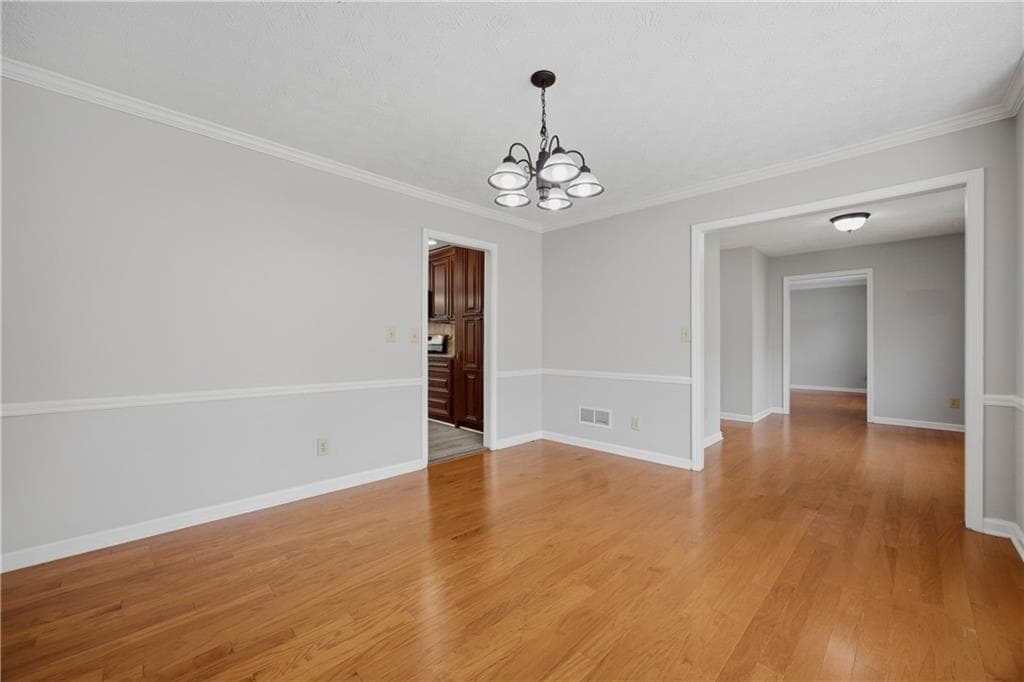 4 bedroom, 3 bathroom, 2,512 sq ft single family residence for sale at 11195 Surrey Park Trail, Duluth, GA 30097 — photo 3