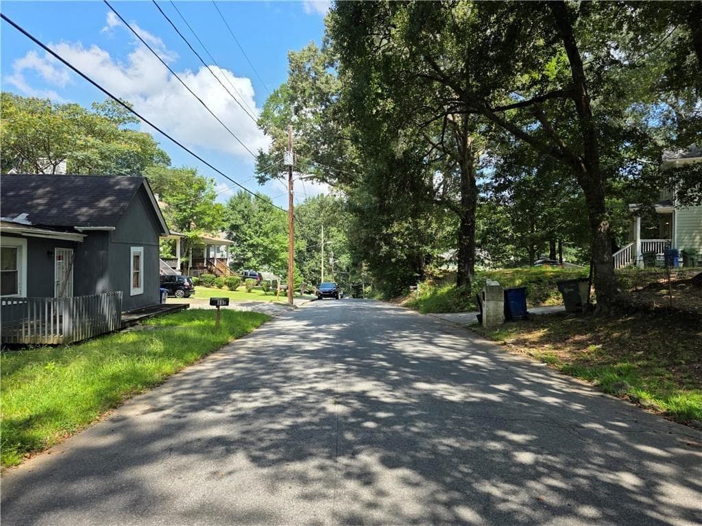 3 bedroom, 1 bathroom single family residence for sale at 892 Ridge Avenue, Atlanta, GA 30318 — photo 3