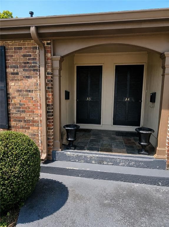 1 bedroom, 1 bathroom, 664 sq ft condominium under contract at 5375 Roswell Road A3, Atlanta, GA 30342