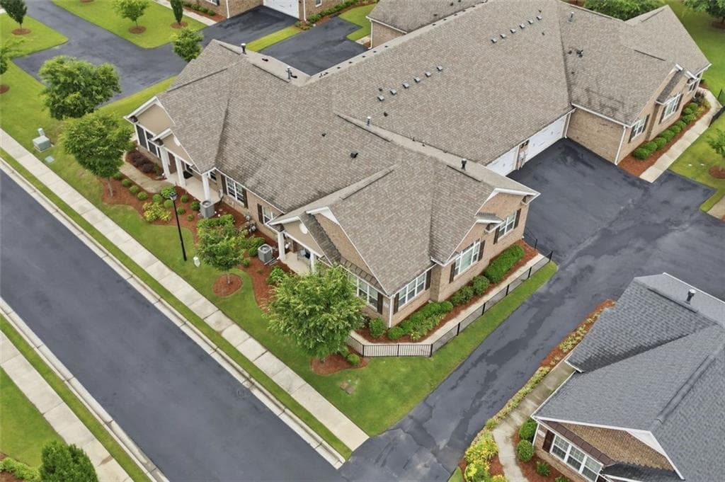2 bedroom, 2 bathroom, 1,811 sq ft condominium for sale at 3328 Tree Ridge Court, Buford, GA 30519 — photo 5