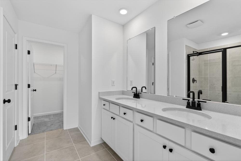 3 bedroom, 4 bathroom, 1,967 sq ft townhouse under contract at 5821 Schelton Place, Mableton, GA 30126 — photo 4