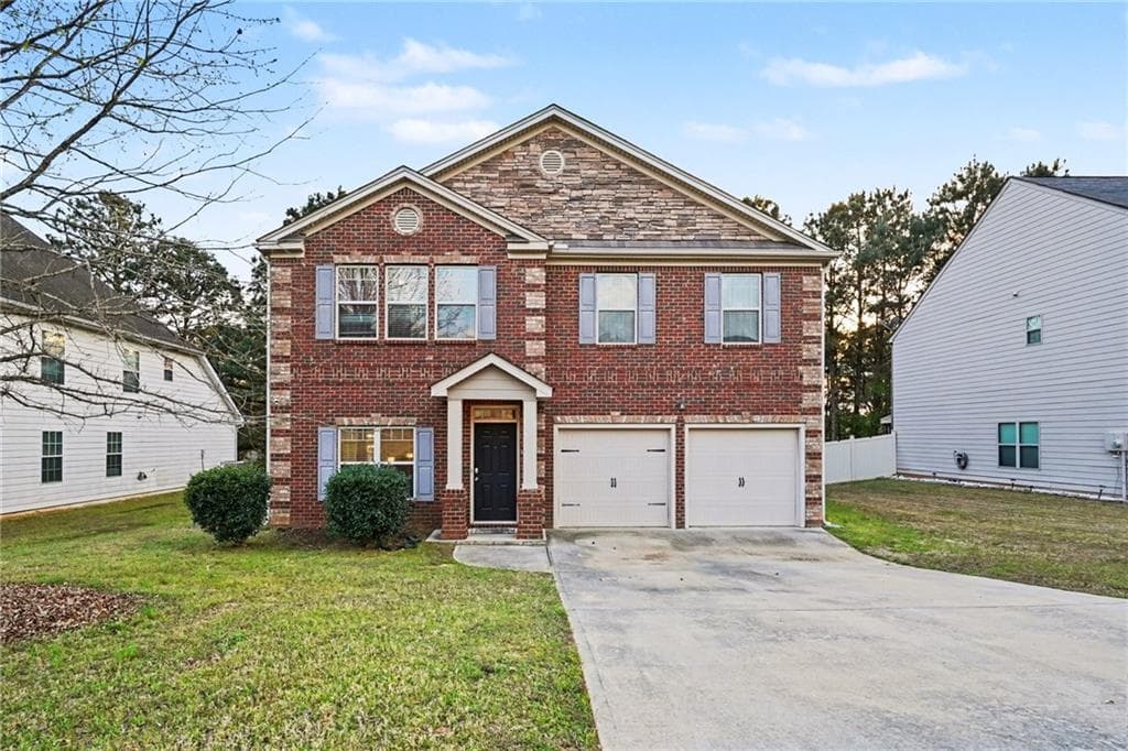 4 bedroom, 3 bathroom, 2,672 sq ft single family residence for rent at 1241 England Terrace, Hampton, GA 30228 for $2,700 a month — photo 1 of 20
