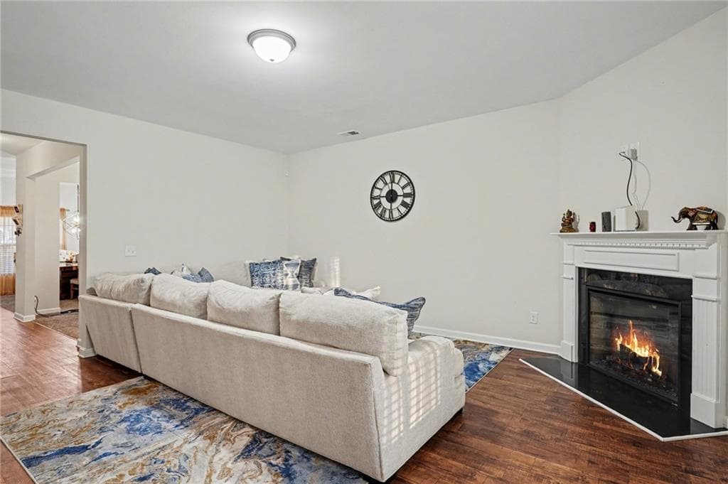 4 bedroom, 3 bathroom, 2,672 sq ft single family residence for rent at 1241 England Terrace, Hampton, GA 30228 for $2,700 a month — photo 2