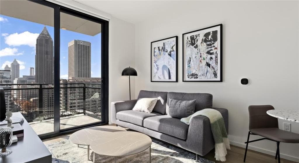 1 bedroom, 1 bathroom, 702 sq ft apartment for rent at 811 Peachtree Street 2903, Atlanta, GA 30308 for $2,775 a month — photo 5
