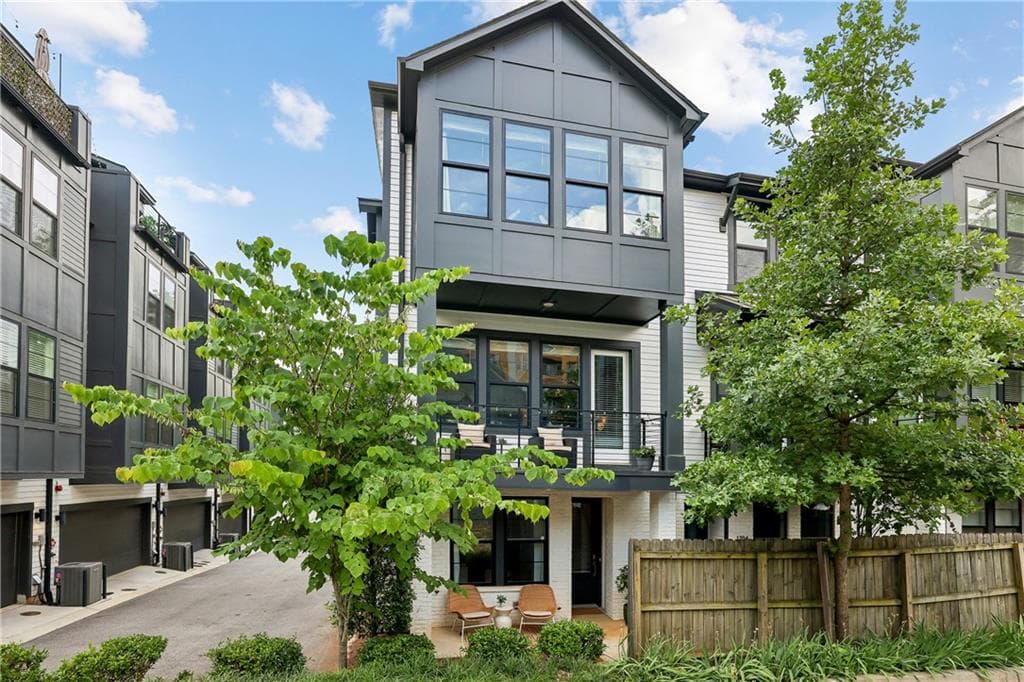3 bedroom, 4 bathroom, 2,275 sq ft townhouse sold at 1700 Edgehill Manor Street, Atlanta, GA 30317