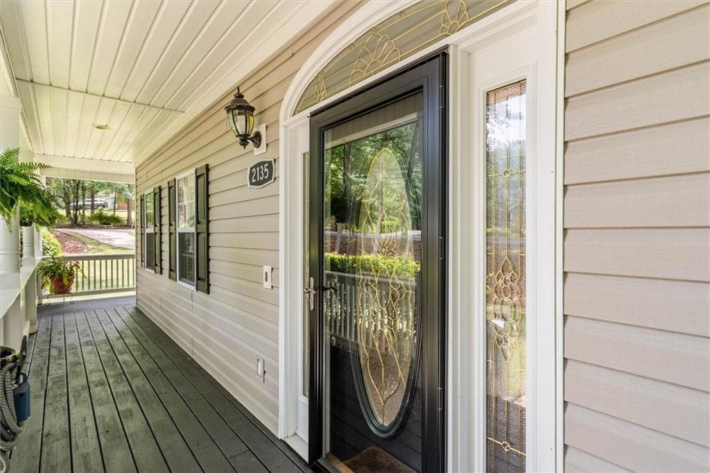 4 bedroom, 4 bathroom, 2,583 sq ft single family residence for sale at 2135 Ashton Drive, Villa Rica, GA 30180 — photo 6