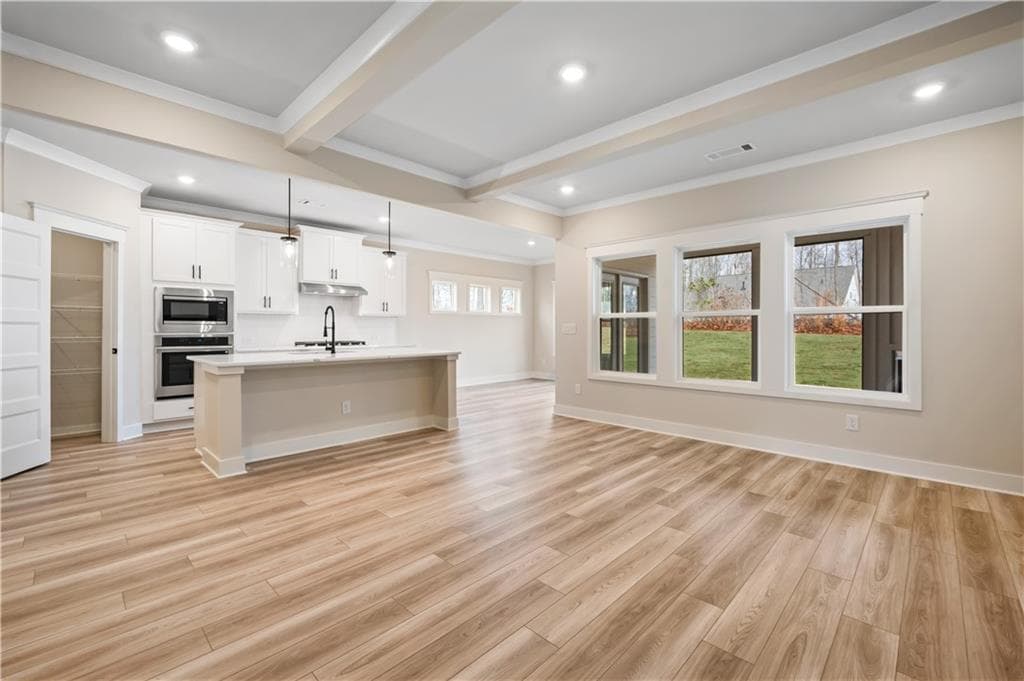 4 bedroom, 4 bathroom, 2,494 sq ft single family residence for sale at 210 Rosewood Park Drive, Hoschton, GA 30548 — photo 8