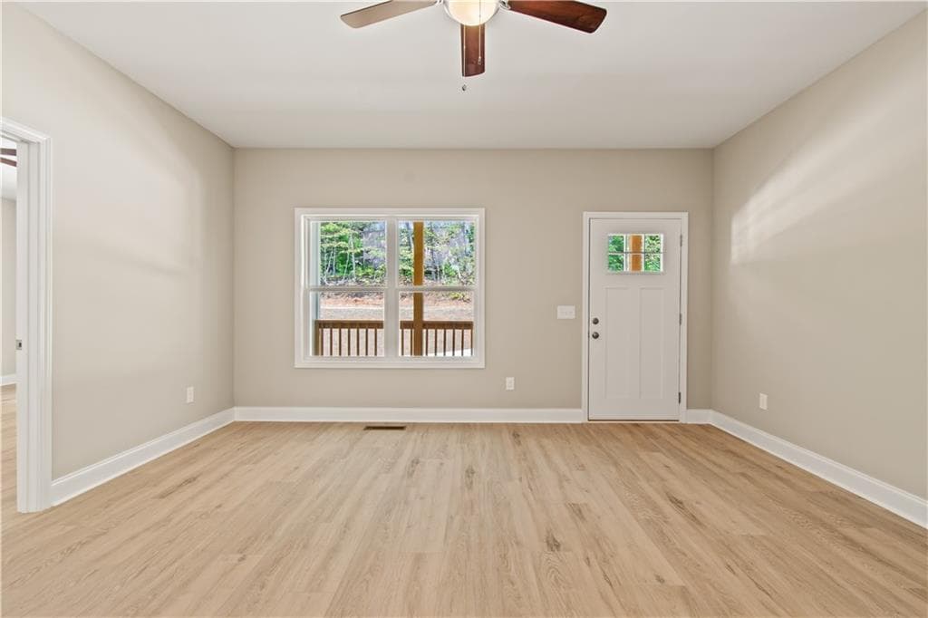 3 bedroom, 2 bathroom, 1,393 sq ft single family residence for sale at 4130 HWY 136 East, Dawsonville, GA 30534 — photo 8