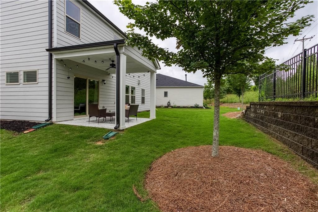 5 bedroom, 4 bathroom, 3,184 sq ft single family residence for sale at 364 McDaniel Place, Canton, GA 30115 — photo 6