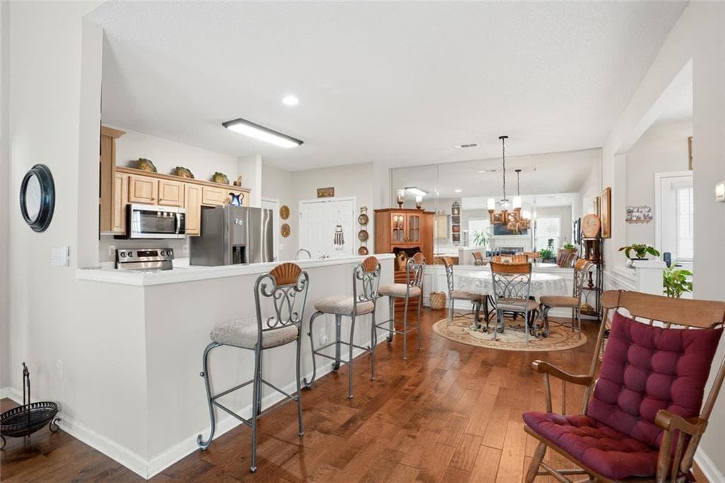 2 bedroom, 2 bathroom, 1,325 sq ft townhouse for sale at 304 Gable Brook Drive, Grayson, GA 30017 — photo 7