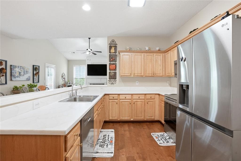 2 bedroom, 2 bathroom, 1,325 sq ft townhouse for sale at 304 Gable Brook Drive, Grayson, GA 30017 — photo 10