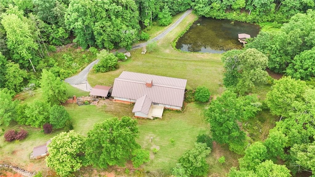3 bedroom, 4 bathroom, 5,282 sq ft single family residence for sale at 4454 Ledan Extension, Gainesville, GA 30506 — photo 3