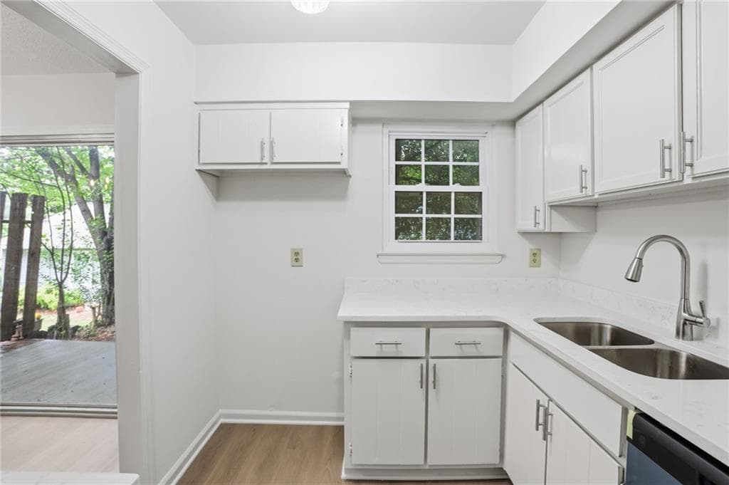 2 bedroom, 2 bathroom, 1,080 sq ft townhouse for sale at 413 Promenade Court, Marietta, GA 30064 — photo 8