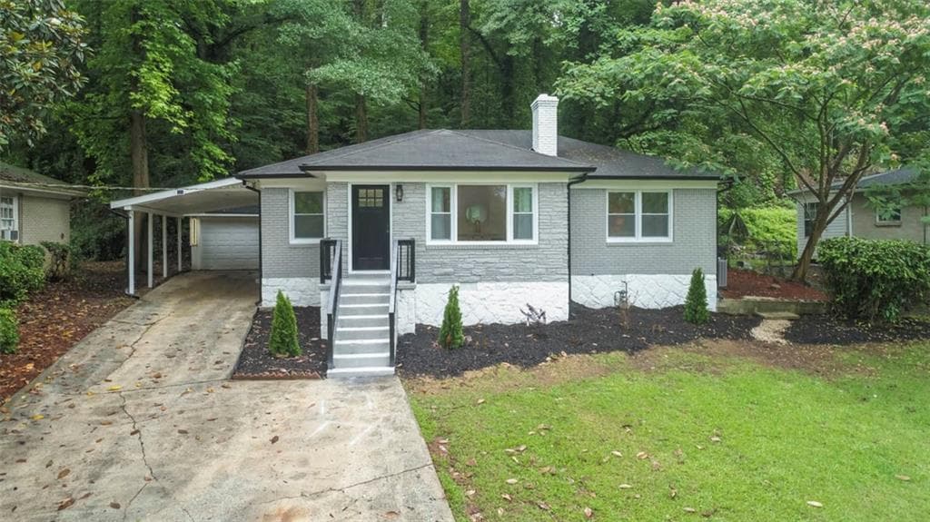 3 bedroom, 2 bathroom, 1,832 sq ft single family residence for sale at 2200 Beecher Circle, Atlanta, GA 30311 — photo 7