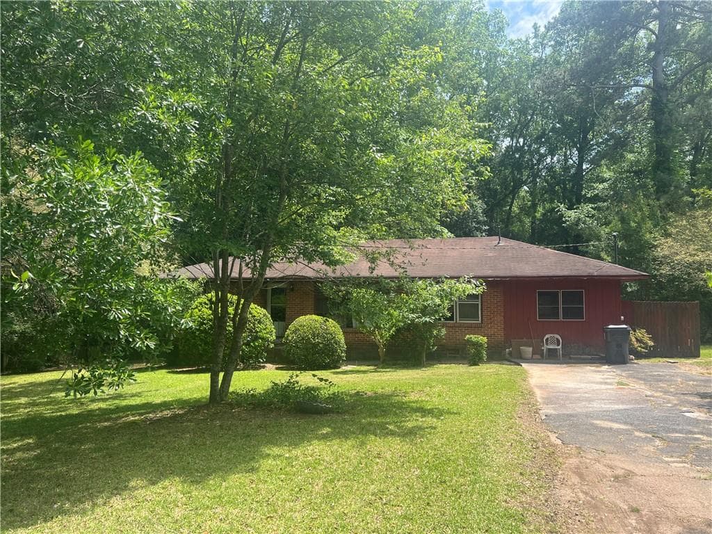 2 bedroom, 1 bathroom, 1,317 sq ft single family residence sold at 1207 Wisteria Drive, Mableton, GA 30126