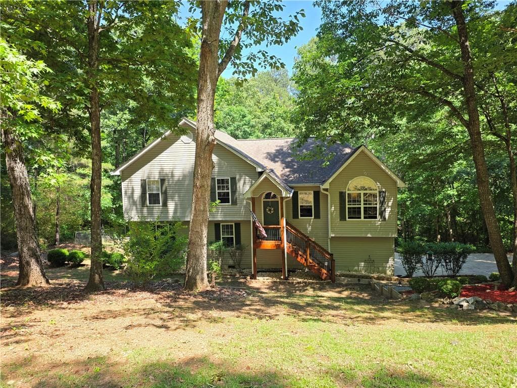 3 bedroom, 2 bathroom, 2,130 sq ft single family residence for sale at 142 Cowan Drive, Cartersville, GA 30120