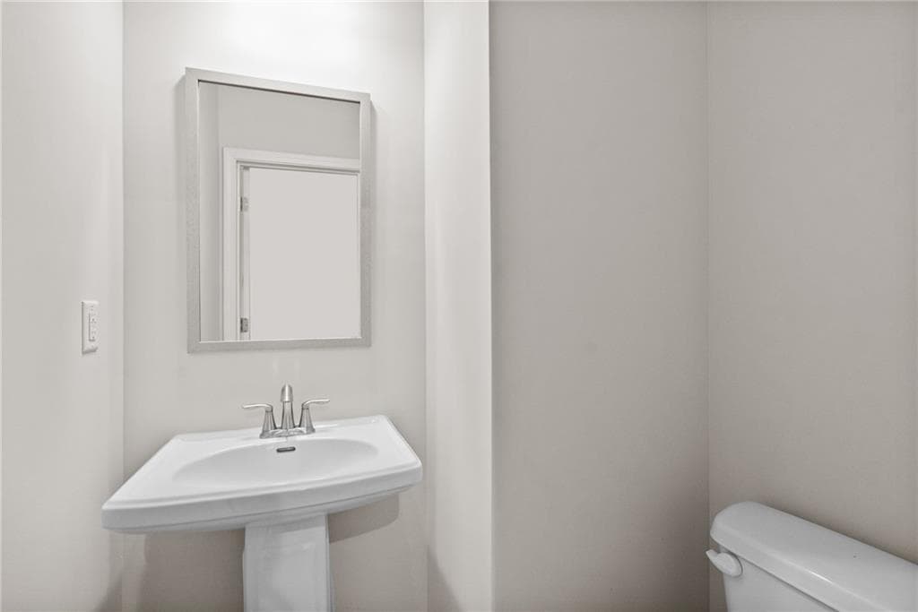 3 bedroom, 3 bathroom, 2,008 sq ft single family residence under contract at 748 Smokey Quartz Way, Kennesaw, GA 30144 — photo 10