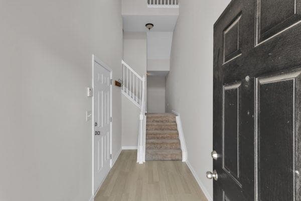 4 bedroom, 4 bathroom, 2,462 sq ft townhouse under contract at 2275 Spin Drift Way, Lawrenceville, GA 30043 — photo 4
